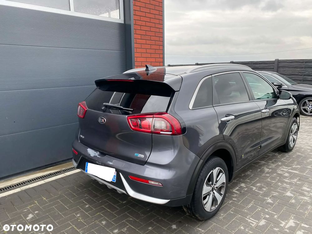 Kia Niro 1.6 GDI Hybrid L - 3