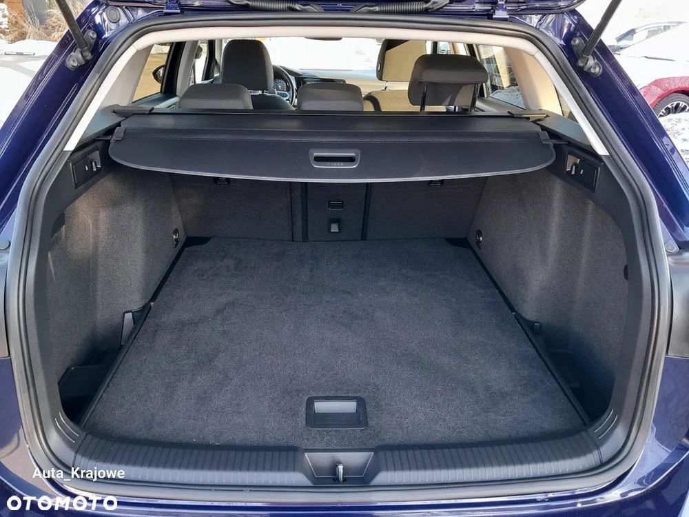 Volkswagen Golf 2.0 TDI SCR DSG Life - 31