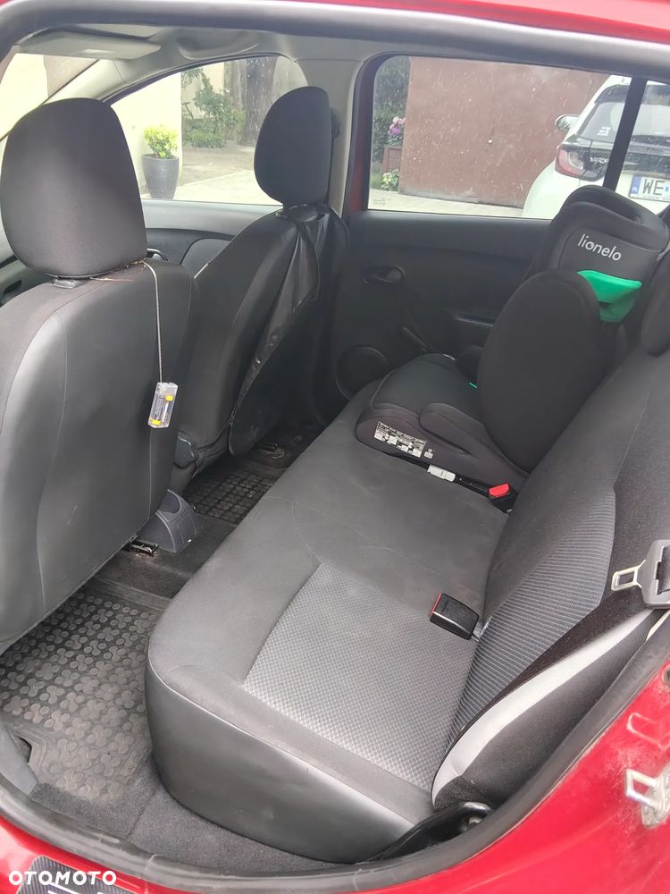 Dacia Sandero 1.5 dCi Laureate - 6