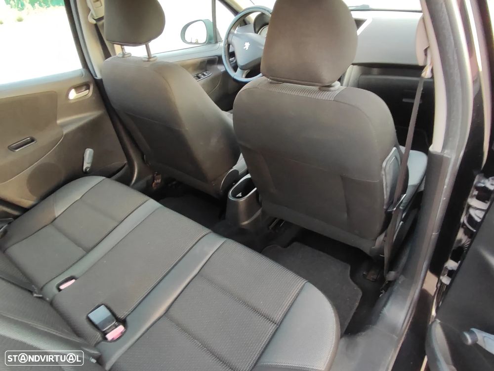 Peugeot 207 SW 1.4 Premium - 4