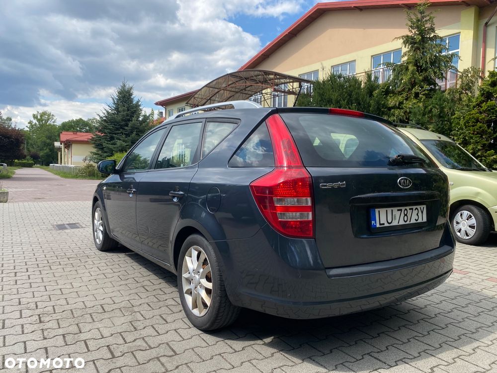 Kia Ceed 1.6 CVVT Dream-Team Edition - 19