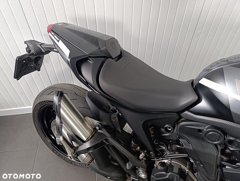 Ducati Monster - 15