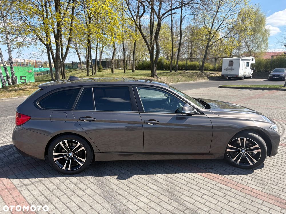 BMW Seria 3 318d - 9