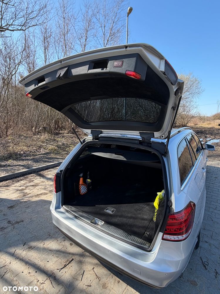 Mercedes-Benz Klasa E 220 CDI 7G-TRONIC - 19