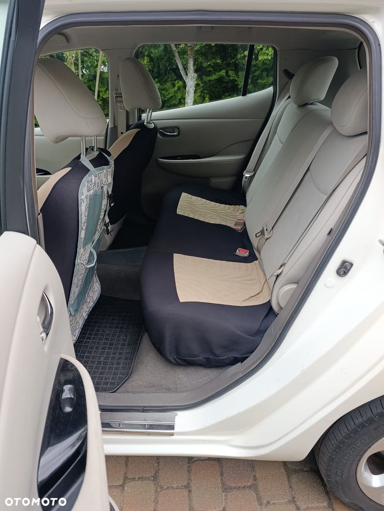 Nissan Leaf 24kWh Acenta - 9
