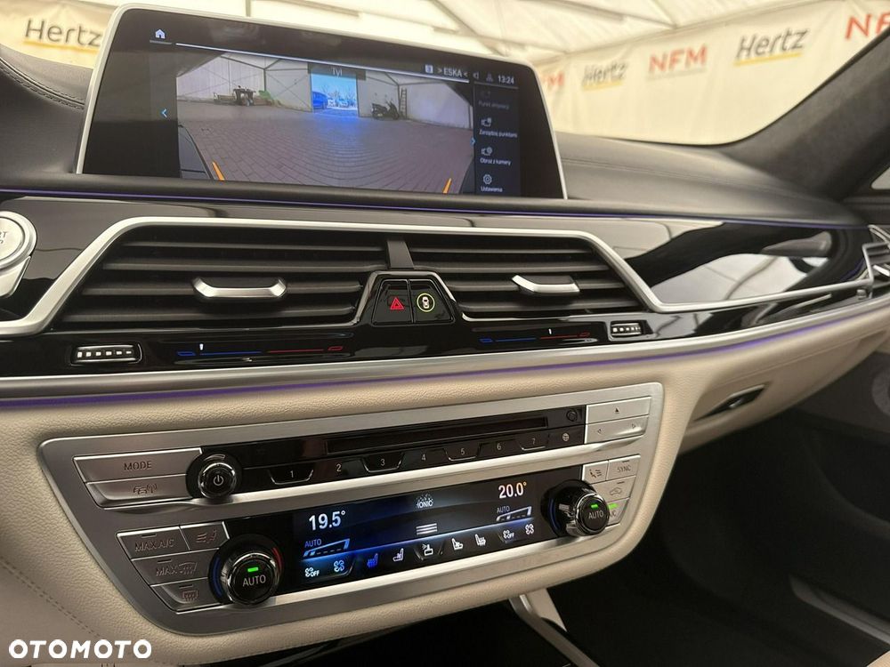 BMW Seria 7 - 28