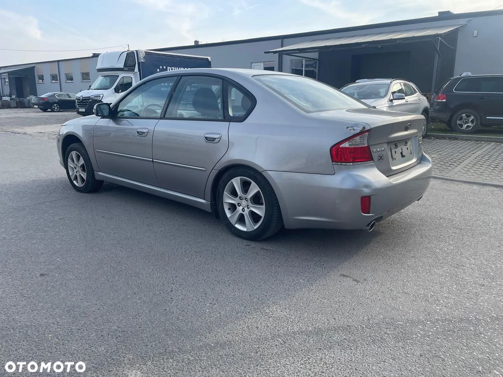 Subaru Legacy 2.0D Exclusive - 8