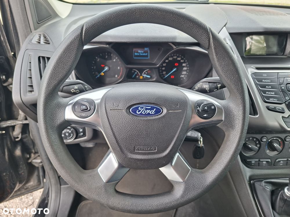 Ford Tourneo Connect Grand - 27