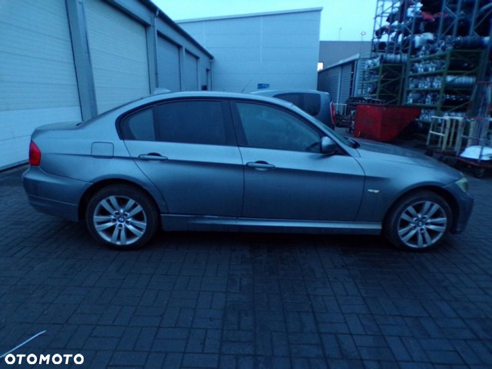 Części - BMW E90 2.0 D 143 KM LIFT 08R - 3