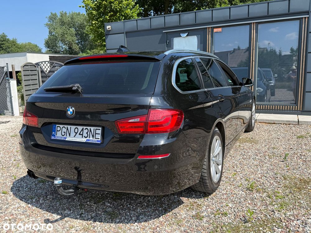 BMW Seria 5 520d Sport-Aut - 11