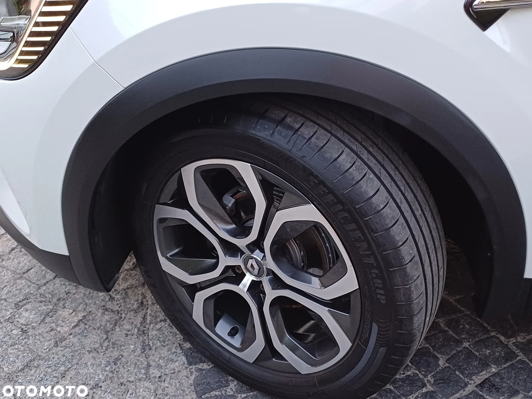 Renault Captur 1.3 TCe mHEV Intens EDC - 19