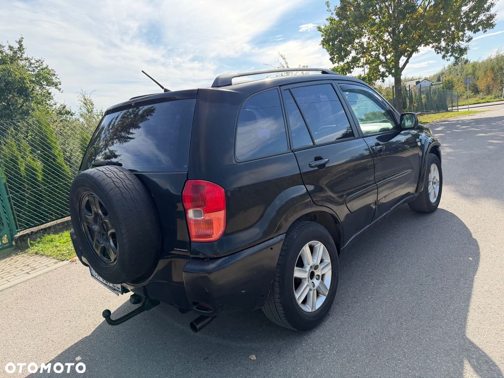 Toyota RAV4 4x4 Edition - 11