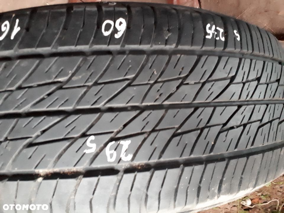 Dunlop 235/60/16 nr 295