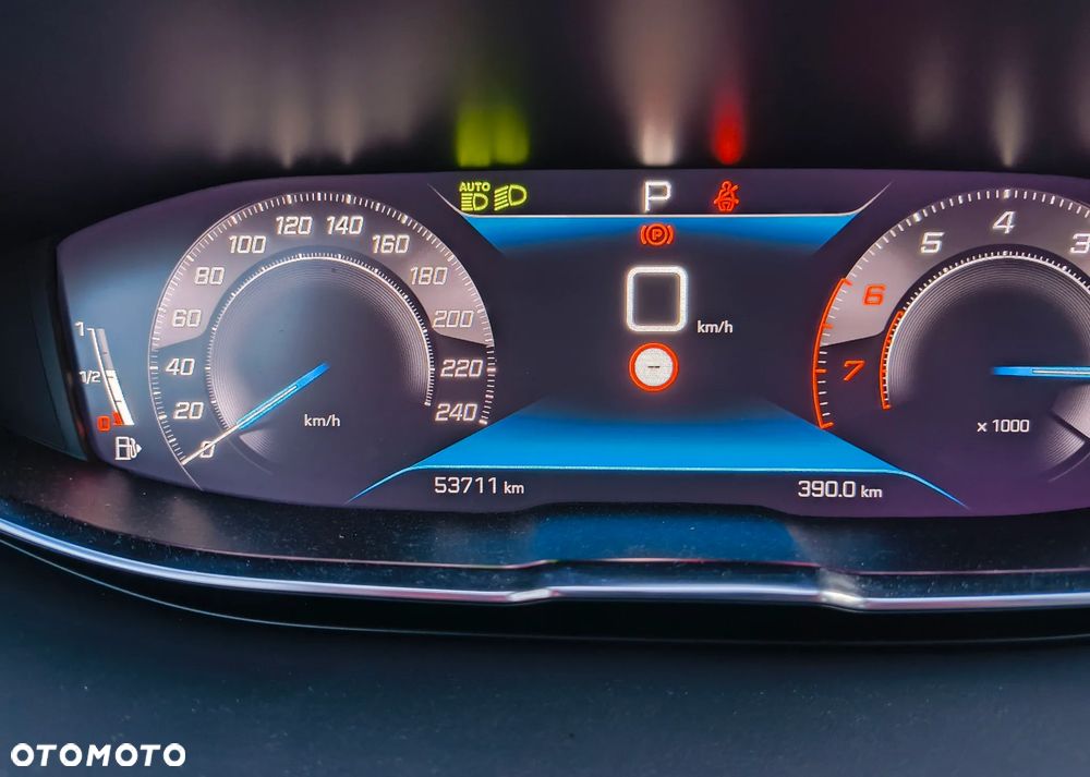 Peugeot 5008 PureTech 130 EAT8 Stop & Start GT - 36