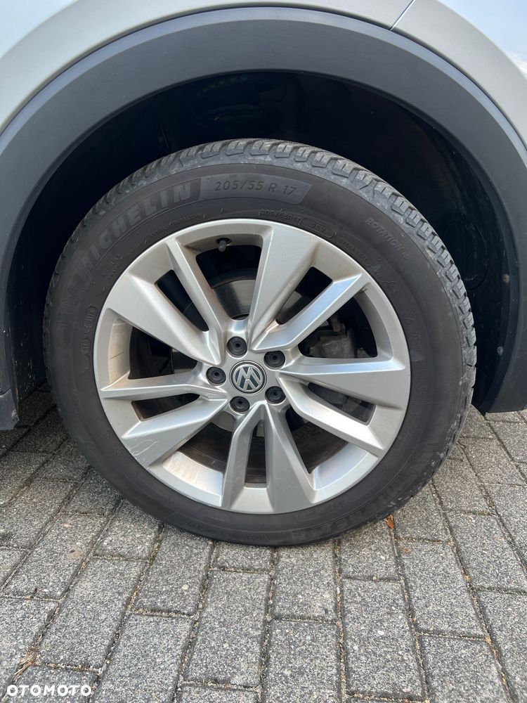 Volkswagen T-Cross - 18