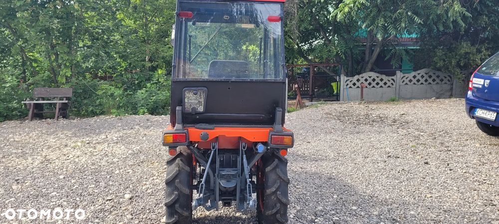 Kubota B1830 - 5