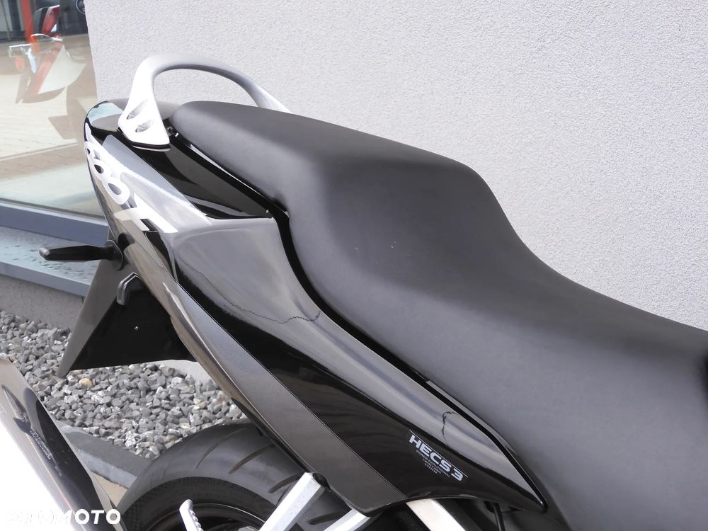 Honda CBR - 9