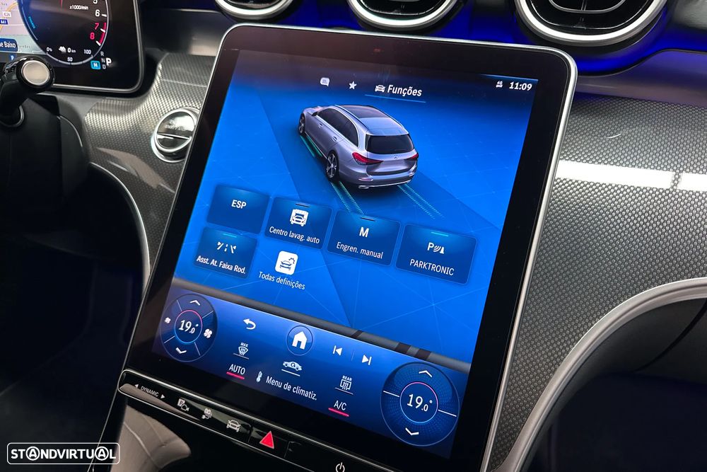 Mercedes-Benz C 300 e T 9G-TRONIC AMG Line - 33