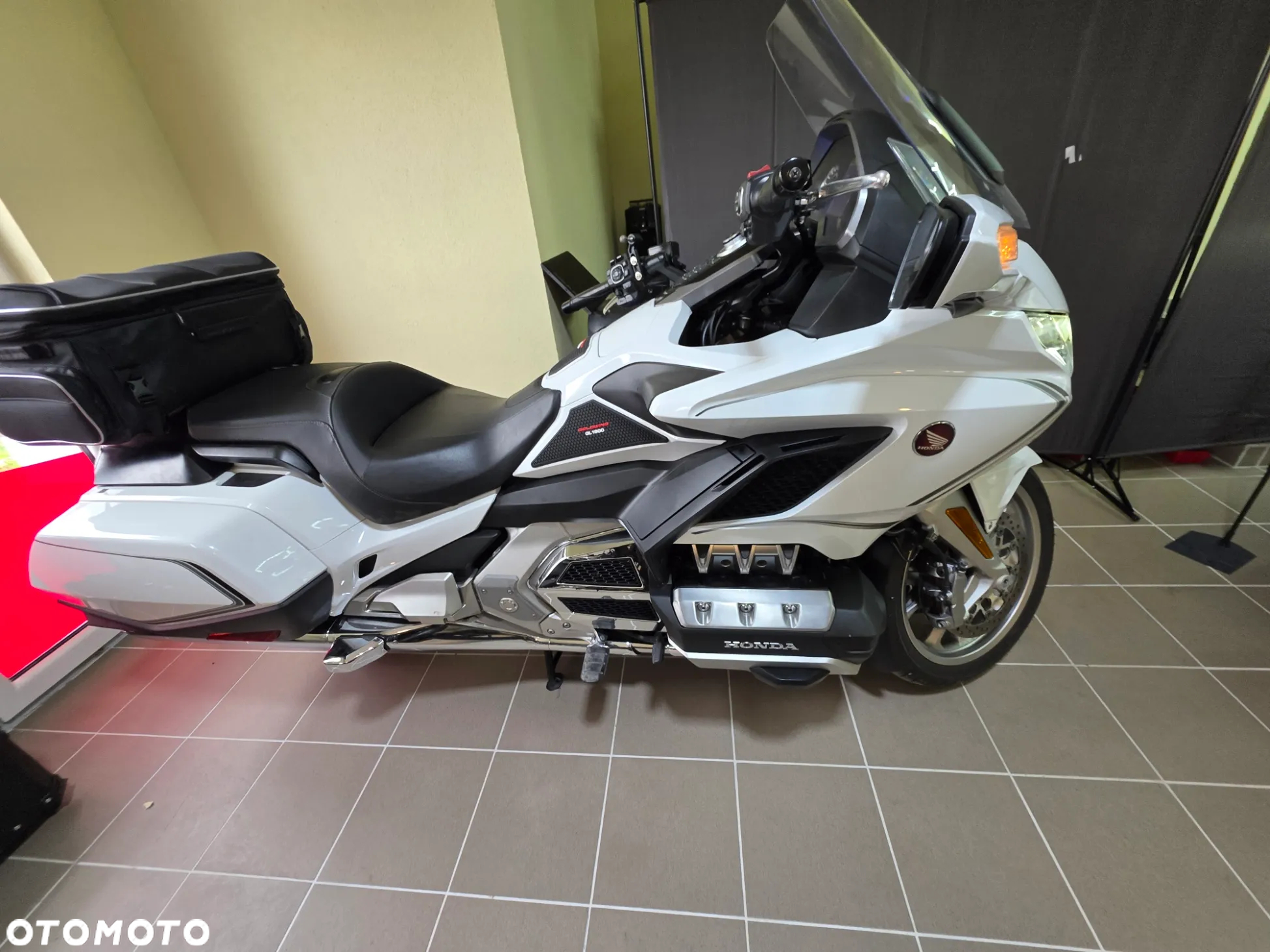 Honda GL - 6