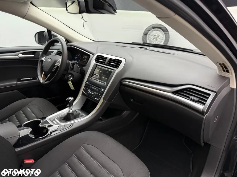 Ford Mondeo 2.0 TDCi Trend - 17