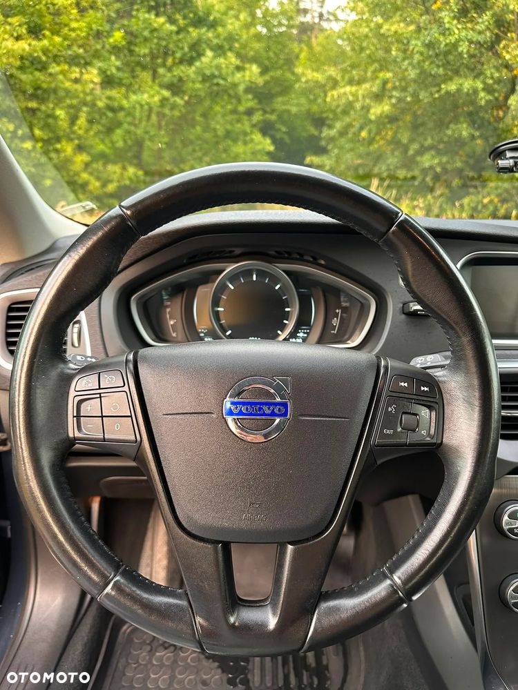 Volvo V40 D4 Momentum - 15