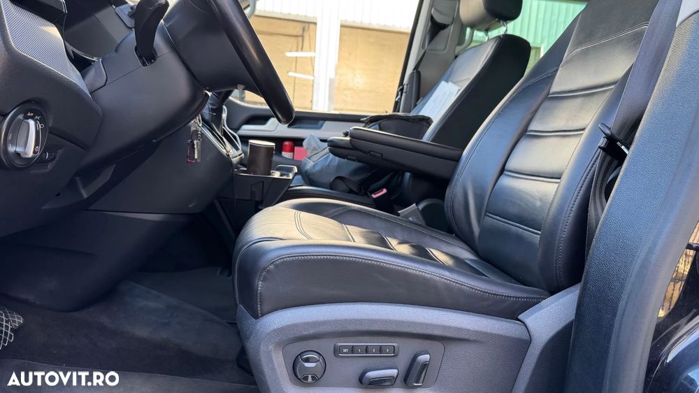 Volkswagen Multivan - 14