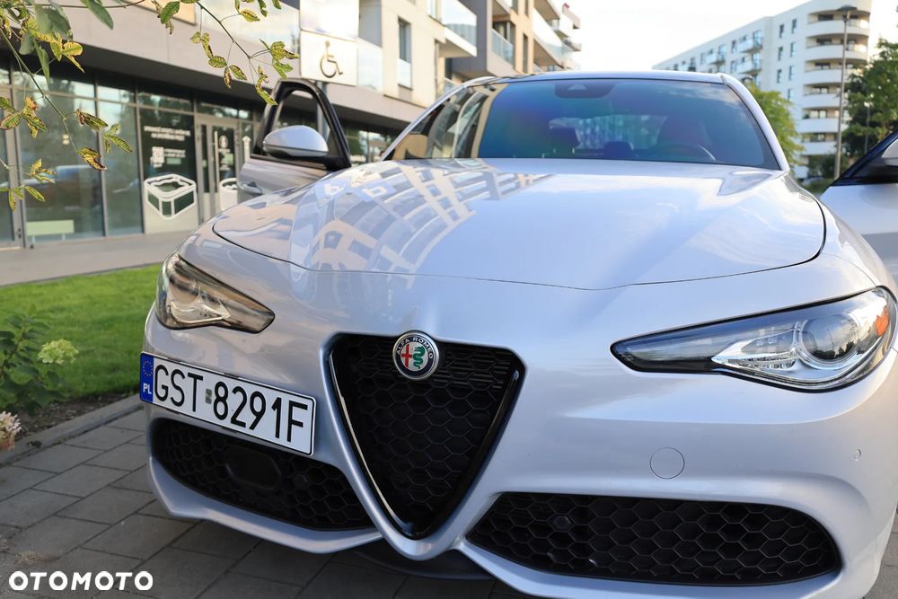 Alfa Romeo Giulia 2.0 Turbo 16V AT8 Veloce - 15