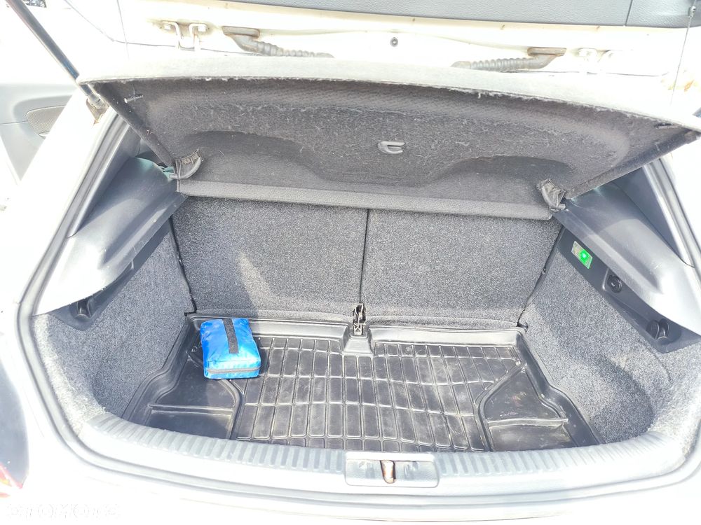 Volkswagen Scirocco - 9