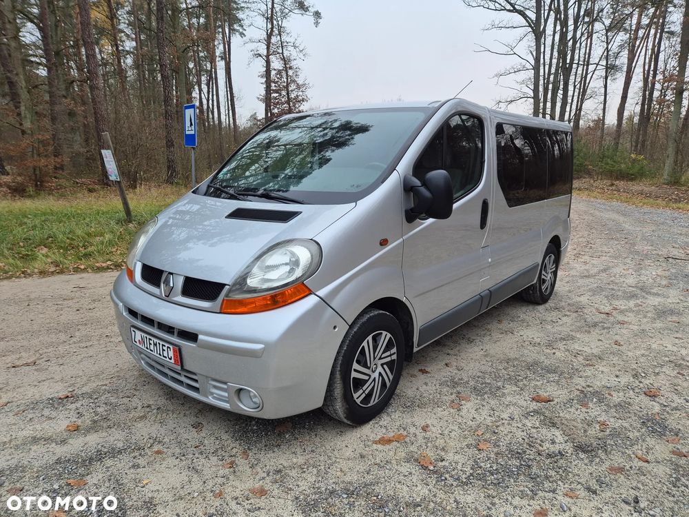 Renault Trafic dCi Passenger - 3
