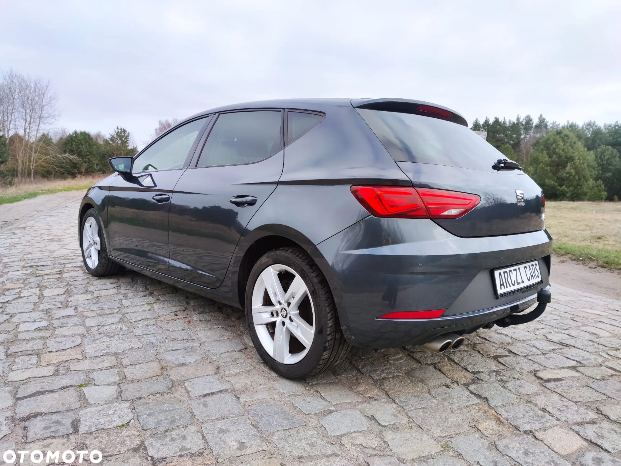 Seat Leon 2.0 TDI DPF Start&Stop FR - 11