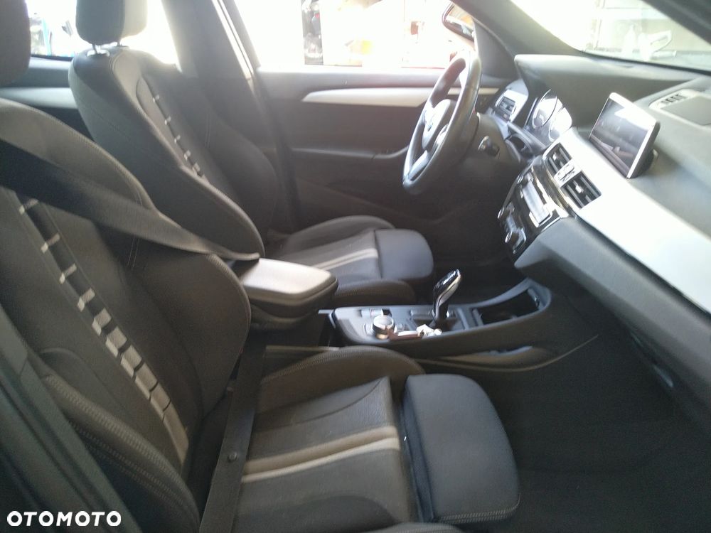 BMW X1 - 12