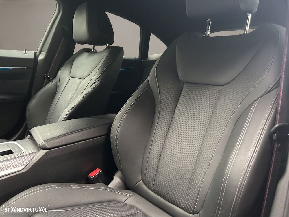 BMW i4 eDrive40 Edição Desportiva M - 9