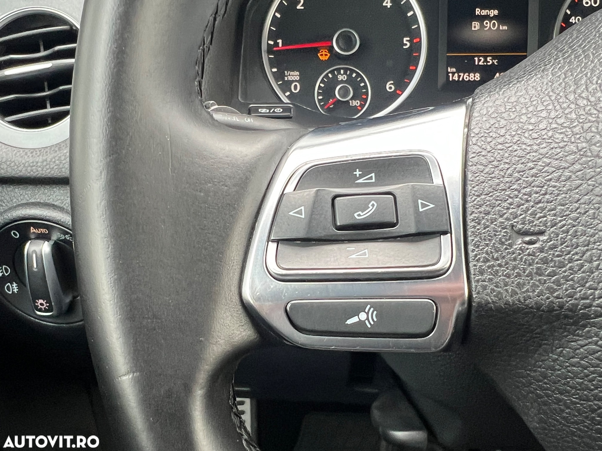 Volkswagen Tiguan 2.0 TDI 4Motion DSG Sport & Style - 16