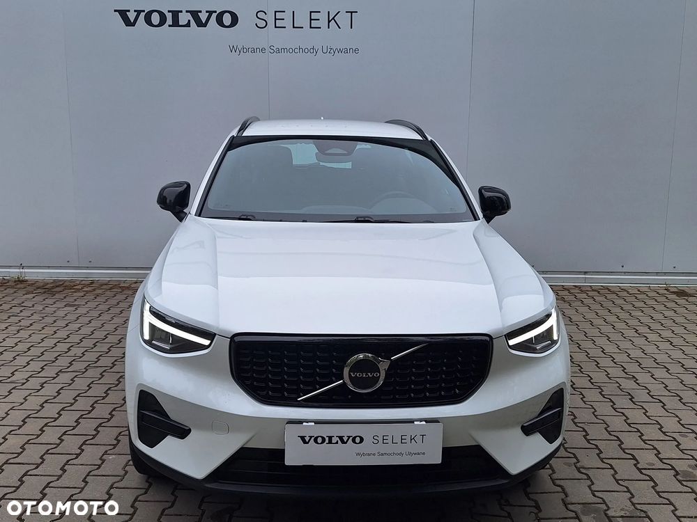 Volvo XC 40 B3 Plus Dark - 5