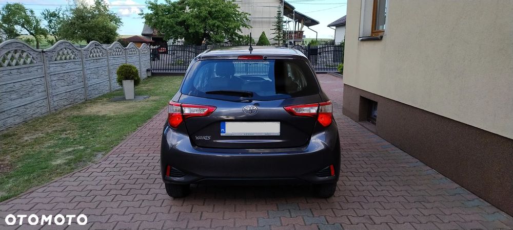 Toyota Yaris 1.0 Active EU6 - 9