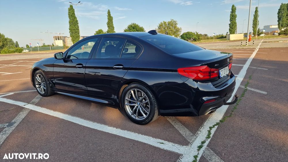BMW Seria 5 530i xDrive AT - 13