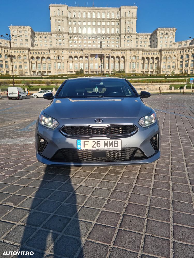 Kia Pro Ceed 1.6 CRDi DCT7 SCR GT LINE - 2