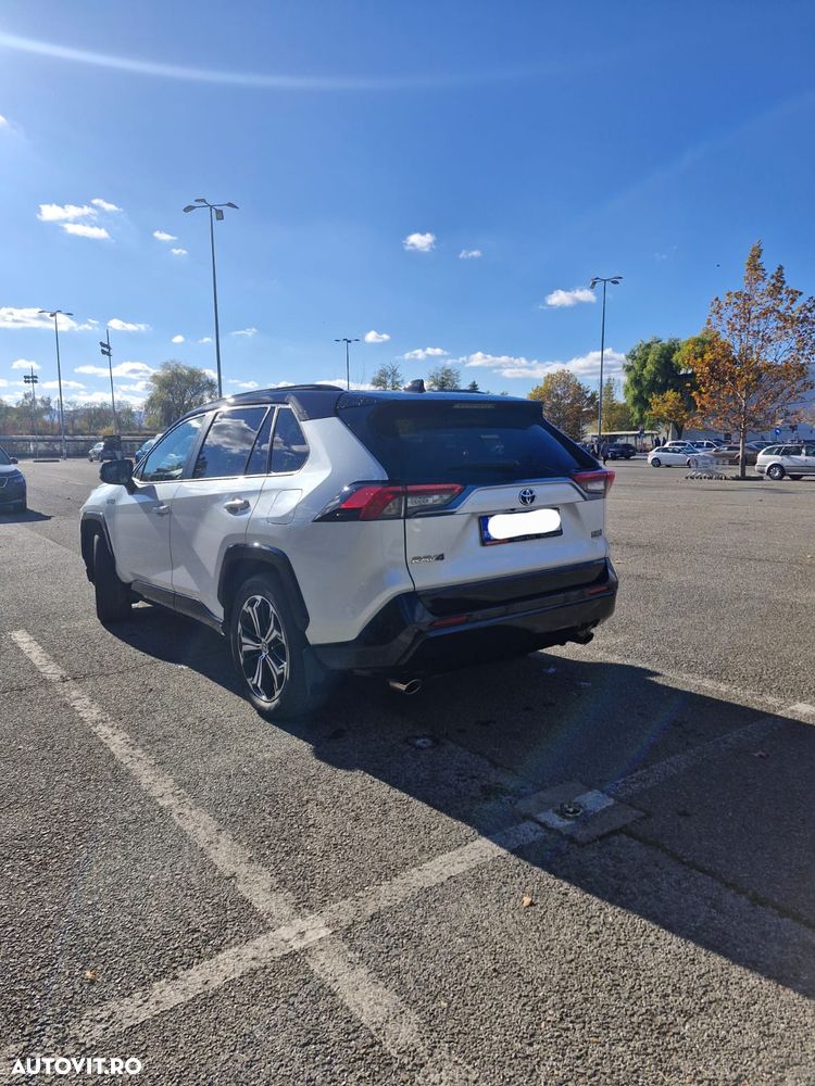 Toyota RAV4 - 7