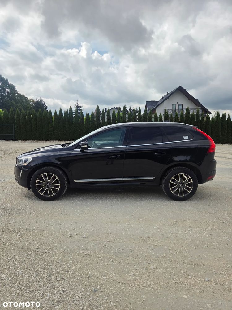 Volvo XC 60 - 4