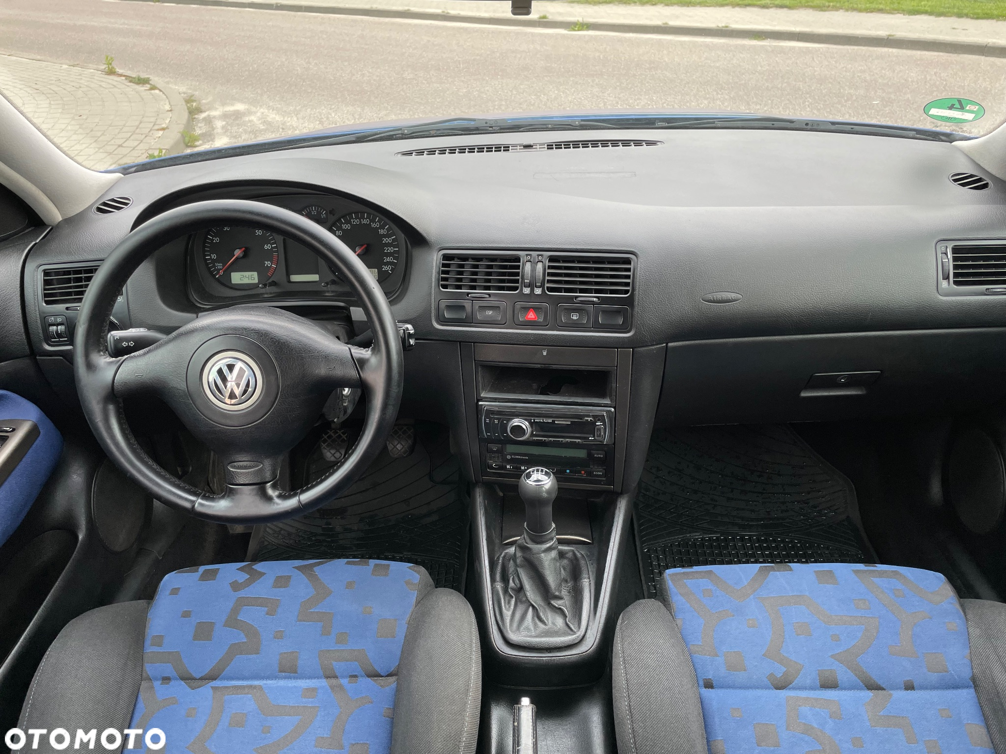 Volkswagen Bora 1.6 - 8