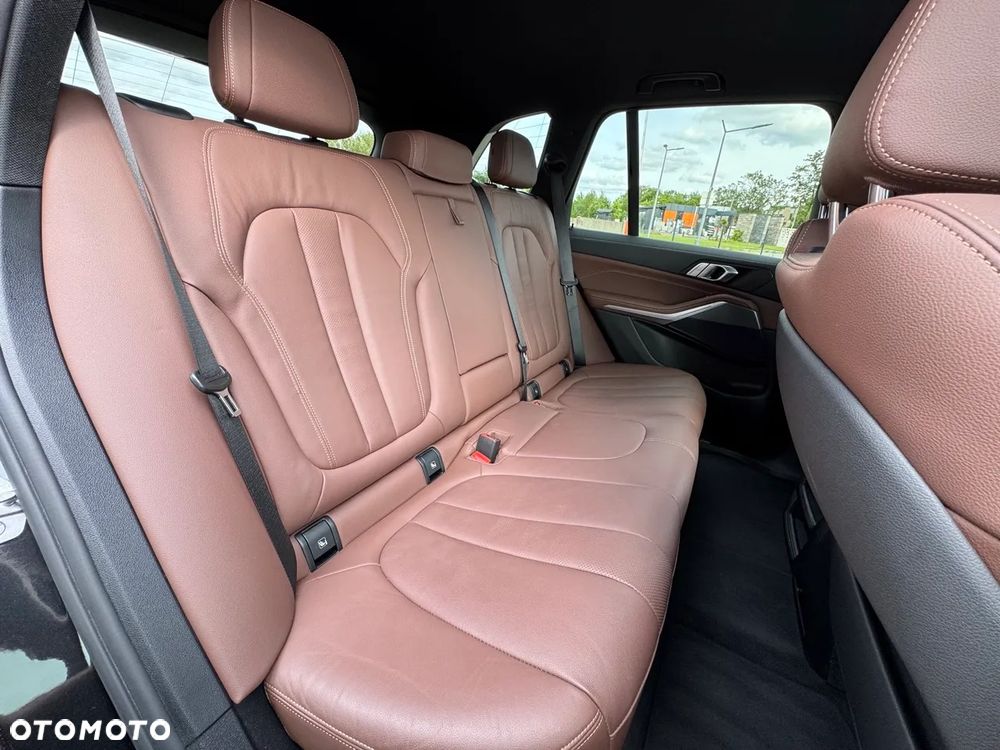 BMW X5 xDrive25d - 14