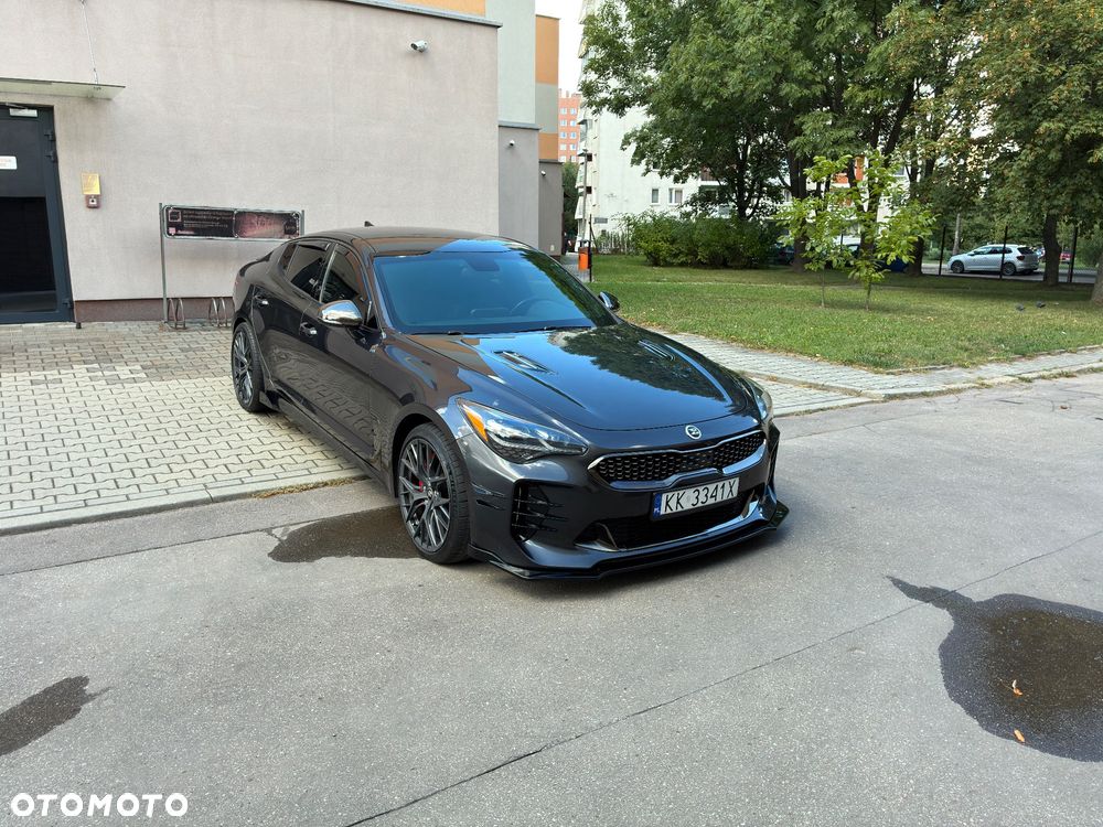 Kia Stinger - 7