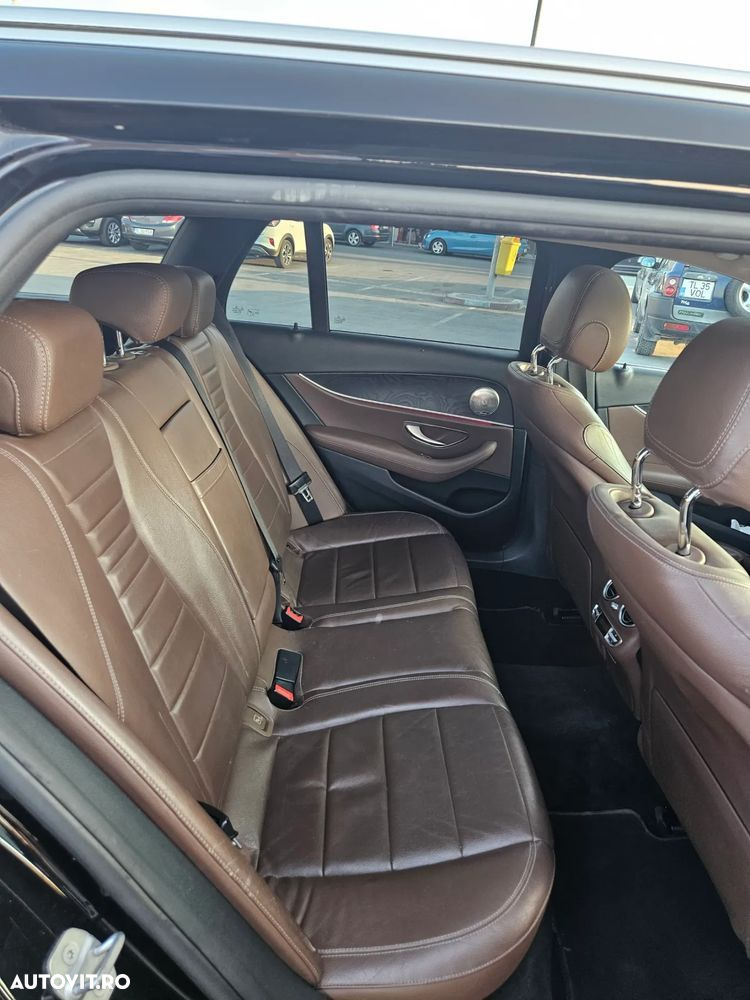 Mercedes-Benz E 220 d T 9G-TRONIC - 16