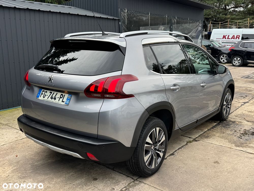 Peugeot 2008 PureTech 110 GPF Stop&Start EAT6 Allure - 3