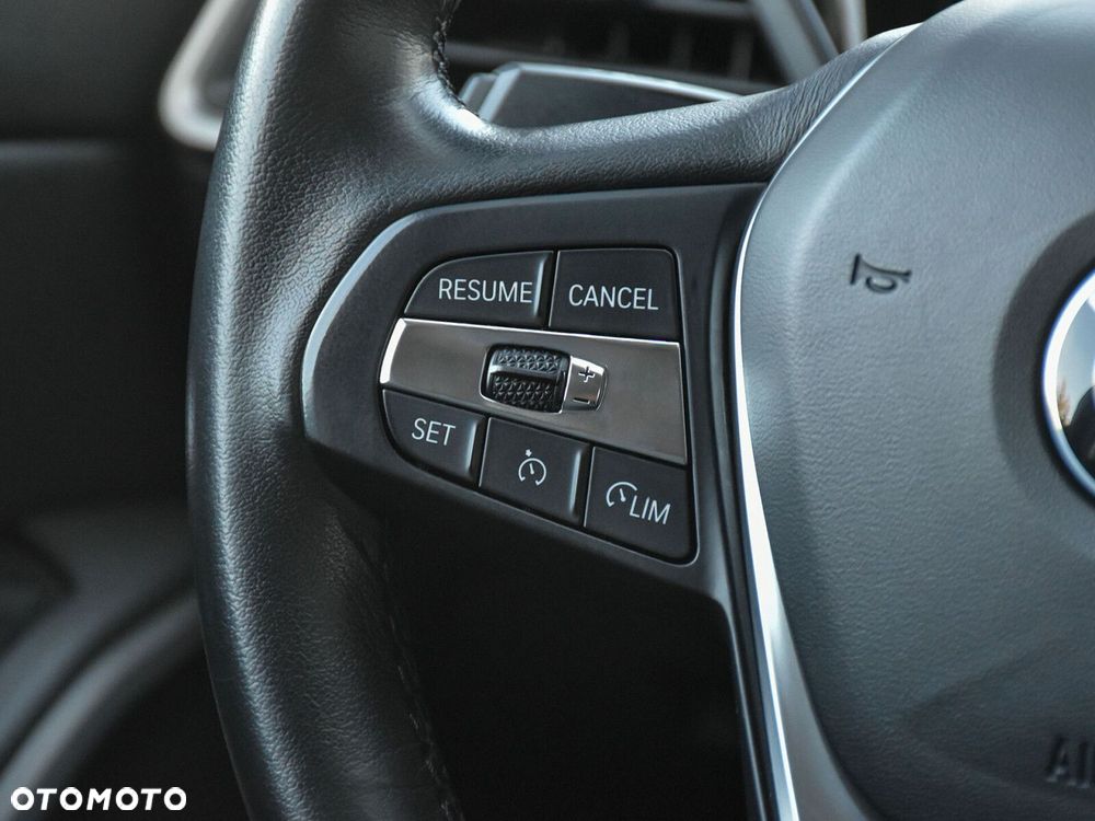 BMW Seria 3 320d xDrive Advantage sport - 34