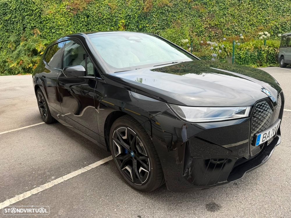 BMW iX - 2