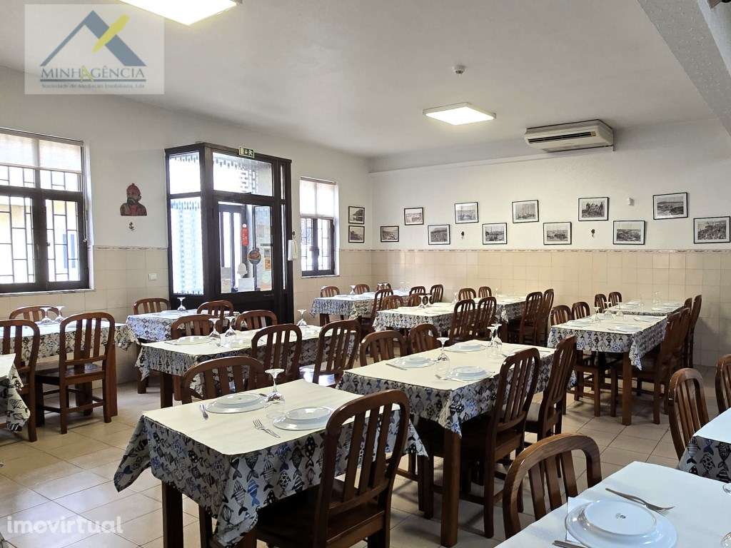 Restaurante em pleno funcionamento em Setúbal - Grande imagem: 3/17
