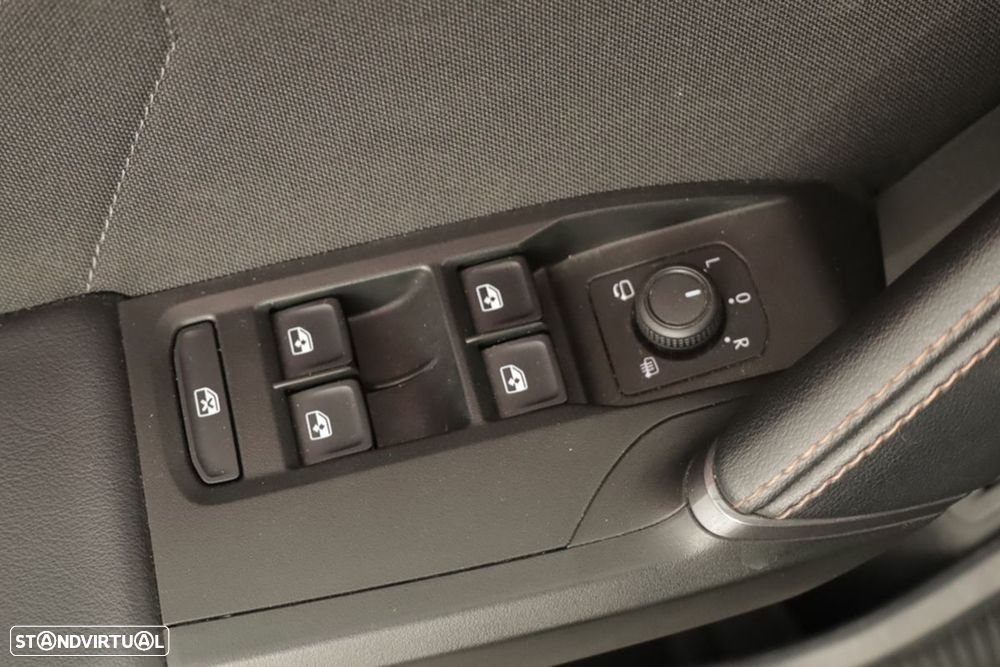 Cupra Formentor 1.5 e-Hybrid DSG - 20