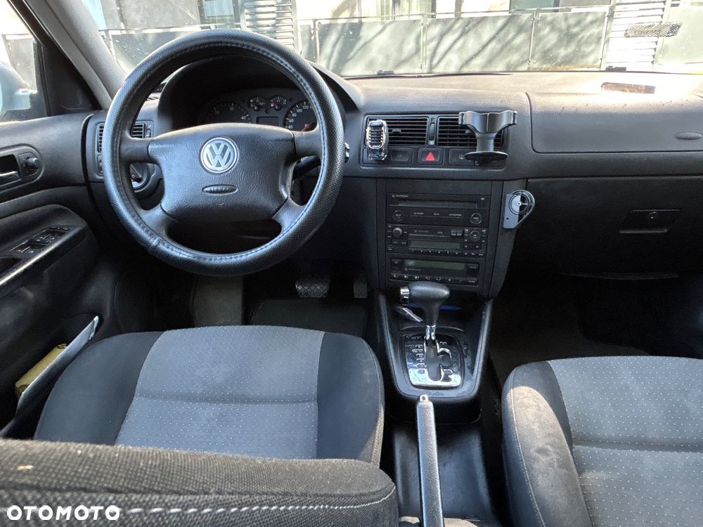 Volkswagen Golf 1.9 TDI Comfortline Tiptr - 7
