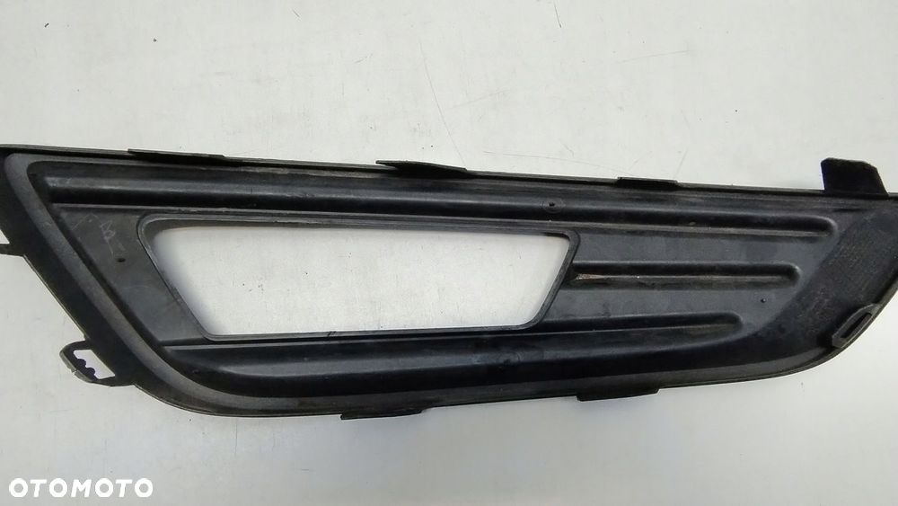 Kratka w zderzak lewa Ford Focus mk3 F1EB-15A299A - 2